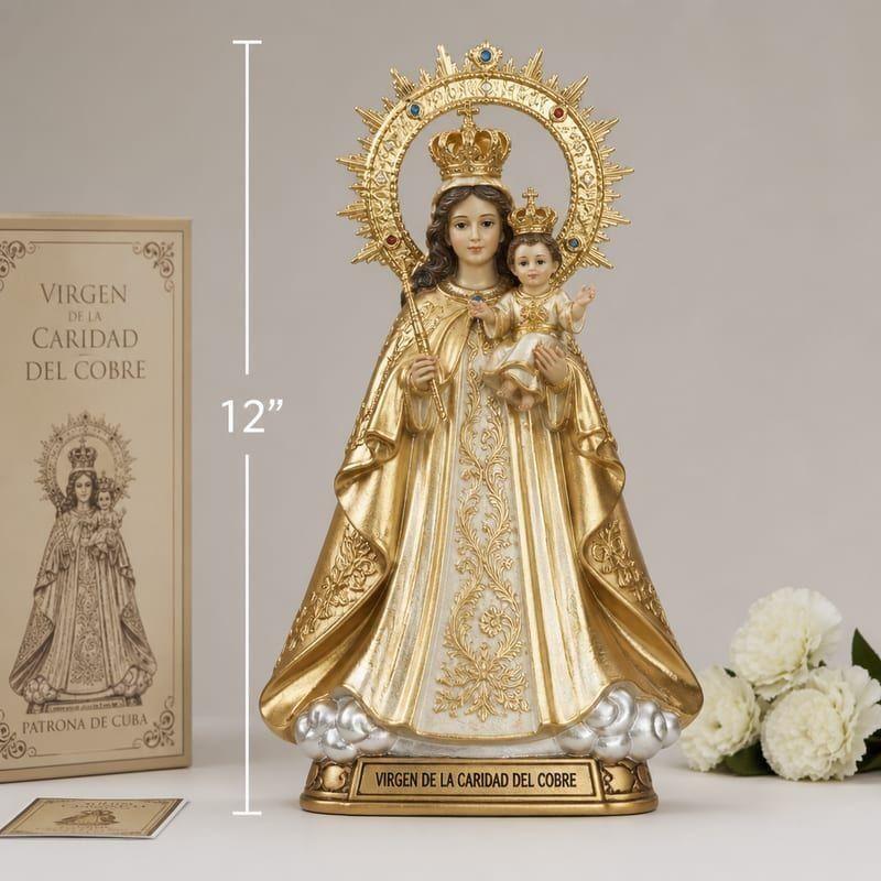 Estatua Virgen de la Caridad